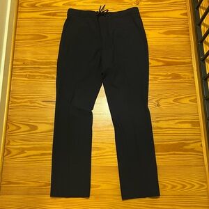 Perry Ellis Men's Classic navy Dress Pants